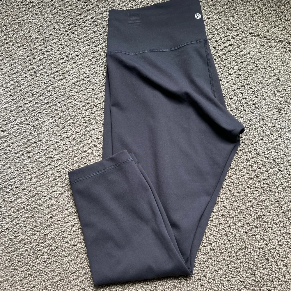 Lululemon Align 23” HR Black Leggings Size 14 - Picture 3 of 4